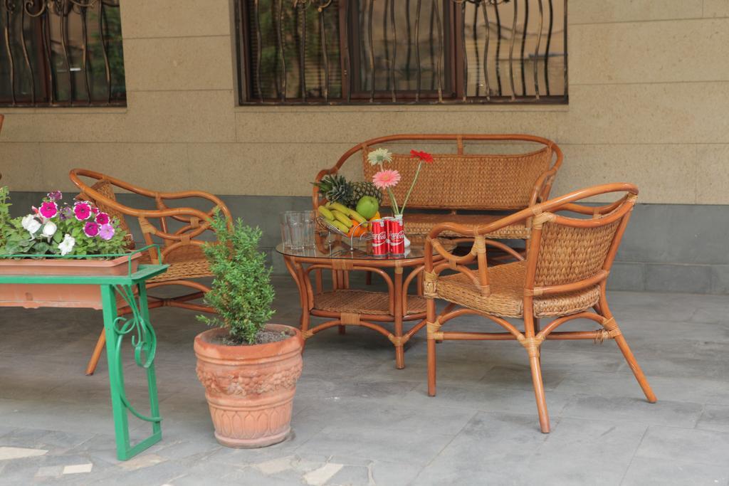 Daniel Boutique Hotel Yerevan Exterior photo