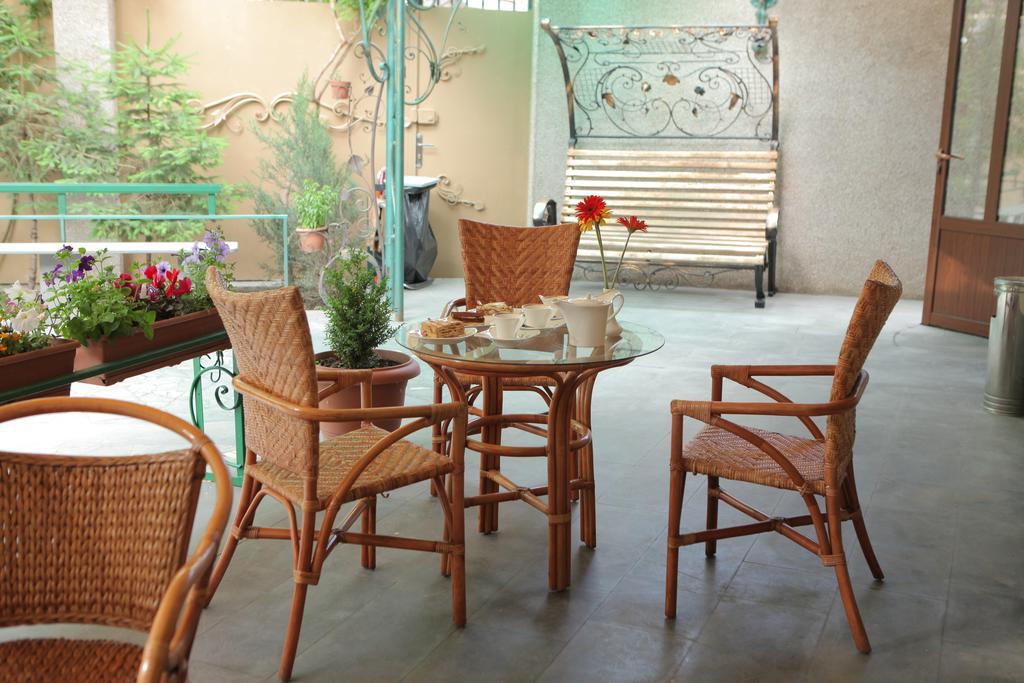 Daniel Boutique Hotel Yerevan Exterior photo