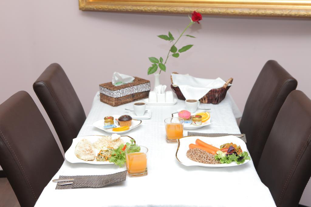 Daniel Boutique Hotel Yerevan Exterior photo